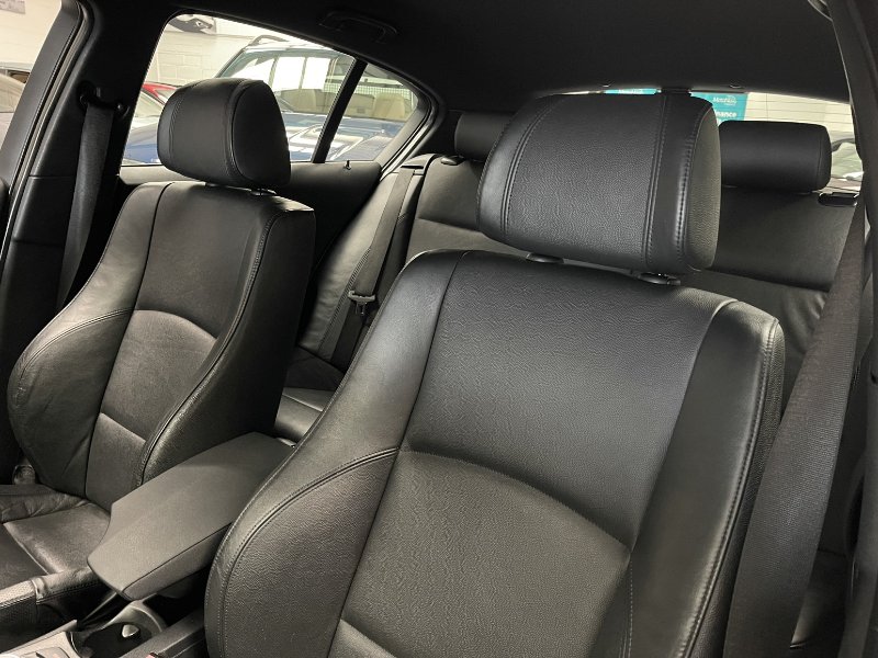 Used 2006 BMW 130i 130I M SPORT AUTO for sale in Newhaven, East Sussex