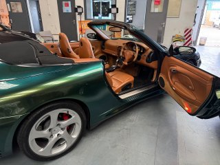 /photos/11194/8c56bd1e-8db3-7e41-87fd-11d677490516_i320x240.jpg